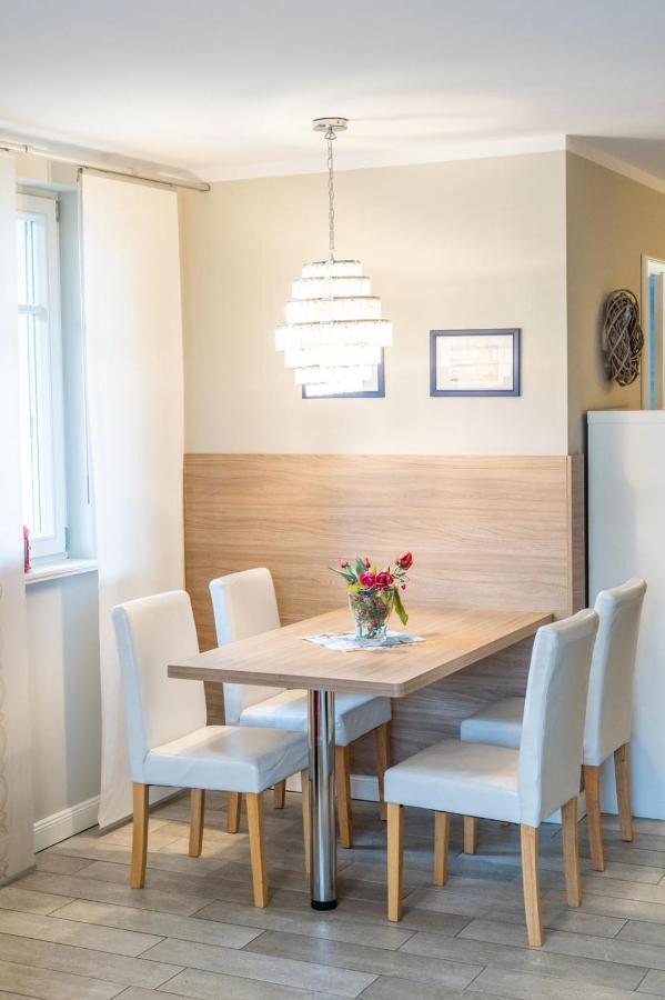 Ferienwohnung Strandgut - Kavelweg 9 - Zingst Bagian luar foto